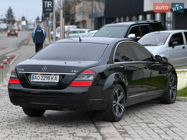 Черный Мерседес С Класс, объемом двигателя 2.99 л и пробегом 390 тыс. км за 9900 $, фото 3 на Automoto.ua