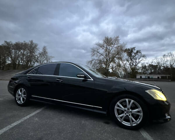 Чорний Мерседес С Клас, об'ємом двигуна 5 л та пробігом 229 тис. км за 8700 $, фото 14 на Automoto.ua