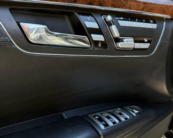 Мерседес С Класс 2006 в Тернополе на Automoto.ua Черный Мерседес С Класс, объемом двигателя 5.5 л и пробегом 346 тыс. км за 10900 $, фото 27 на Automoto.ua