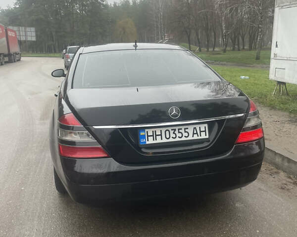 Черный Мерседес С Класс, объемом двигателя 3.5 л и пробегом 246 тыс. км за 11500 $, фото 7 на Automoto.ua