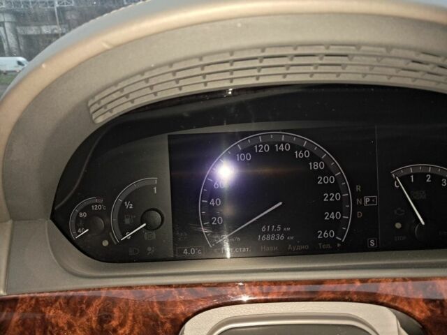 Чорний Мерседес С Клас, об'ємом двигуна 5.5 л та пробігом 168 тис. км за 15000 $, фото 4 на Automoto.ua