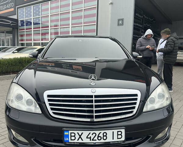 Черный Мерседес С Класс, объемом двигателя 5.44 л и пробегом 227 тыс. км за 11000 $, фото 2 на Automoto.ua