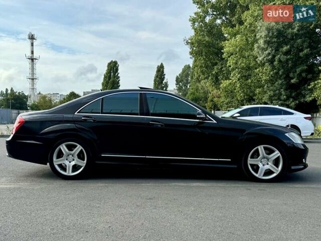 Чорний Мерседес С Клас, об'ємом двигуна 5.46 л та пробігом 241 тис. км за 9999 $, фото 6 на Automoto.ua