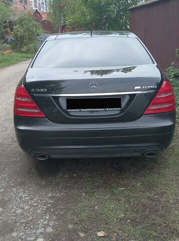 Черный Мерседес С Класс, объемом двигателя 3.5 л и пробегом 300 тыс. км за 12500 $, фото 6 на Automoto.ua