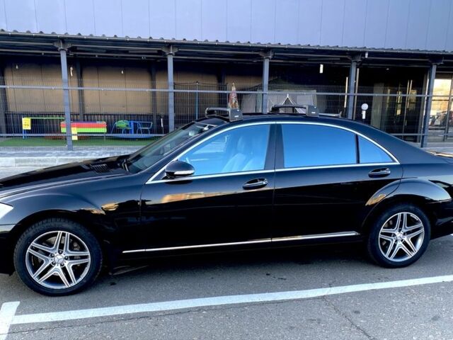 Черный Мерседес С Класс, объемом двигателя 4.7 л и пробегом 298 тыс. км за 11000 $, фото 7 на Automoto.ua