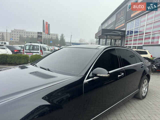 Черный Мерседес С Класс, объемом двигателя 5.44 л и пробегом 227 тыс. км за 11000 $, фото 19 на Automoto.ua