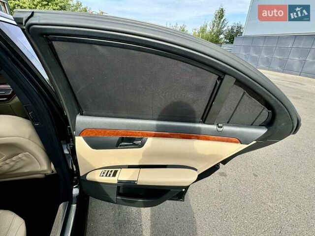 Чорний Мерседес С Клас, об'ємом двигуна 5.46 л та пробігом 241 тис. км за 9999 $, фото 41 на Automoto.ua