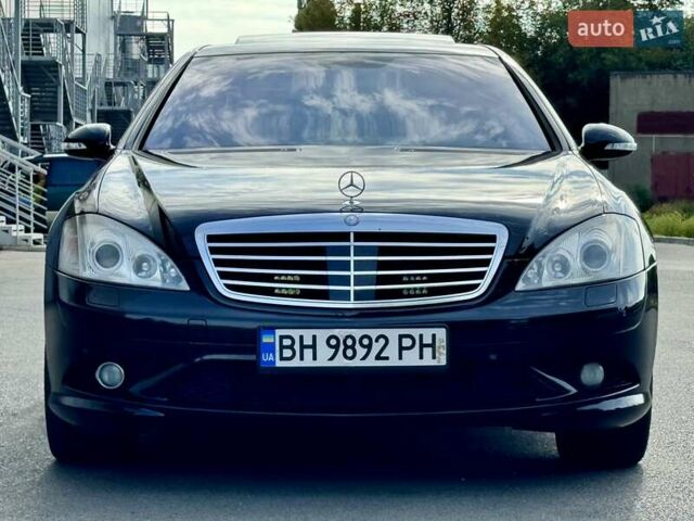 Чорний Мерседес С Клас, об'ємом двигуна 5.46 л та пробігом 241 тис. км за 9999 $, фото 55 на Automoto.ua