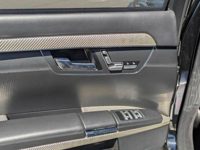 Черный Мерседес С Класс, объемом двигателя 5.5 л и пробегом 217 тыс. км за 10999 $, фото 22 на Automoto.ua