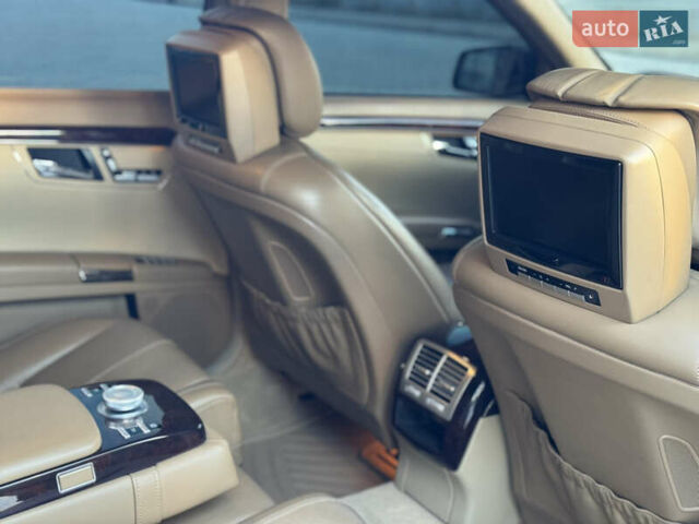 Мерседес С Класс 2006 в Тернополе на Automoto.ua Черный Мерседес С Класс, объемом двигателя 5.46 л и пробегом 277 тыс. км за 12000 $, фото 19 на Automoto.ua