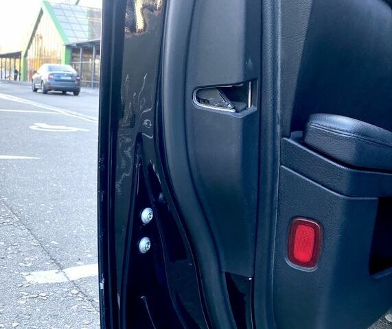 Черный Мерседес С Класс, объемом двигателя 4.7 л и пробегом 298 тыс. км за 11000 $, фото 10 на Automoto.ua