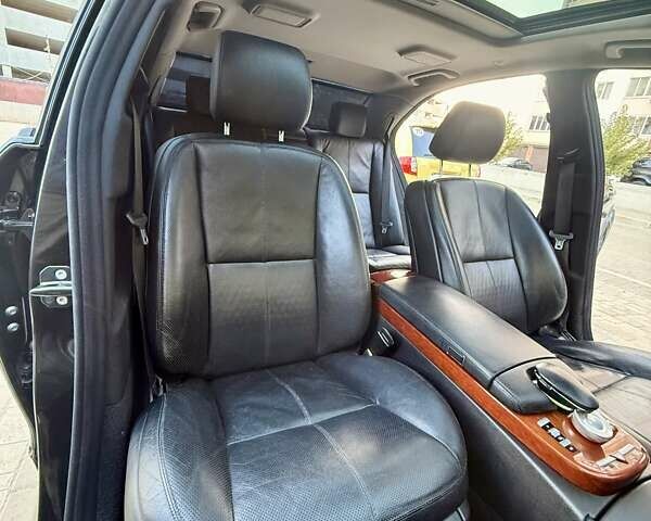 Чорний Мерседес С Клас, об'ємом двигуна 5.5 л та пробігом 375 тис. км за 10200 $, фото 18 на Automoto.ua