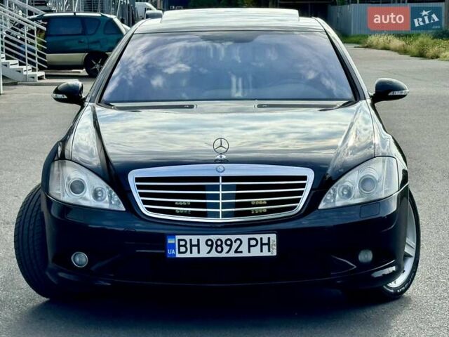 Чорний Мерседес С Клас, об'ємом двигуна 5.46 л та пробігом 241 тис. км за 9999 $, фото 13 на Automoto.ua