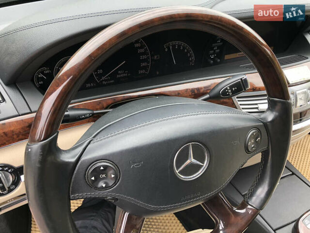 Черный Мерседес С Класс, объемом двигателя 3.5 л и пробегом 390 тыс. км за 11500 $, фото 42 на Automoto.ua
