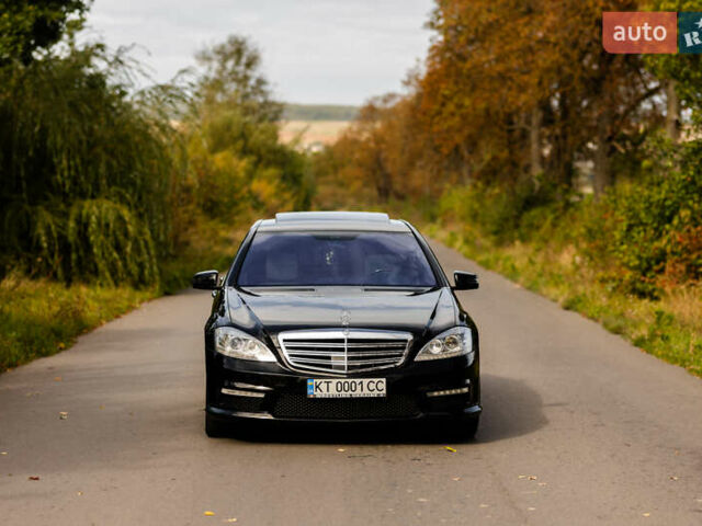 Черный Мерседес С Класс, объемом двигателя 5.46 л и пробегом 189 тыс. км за 16400 $, фото 7 на Automoto.ua