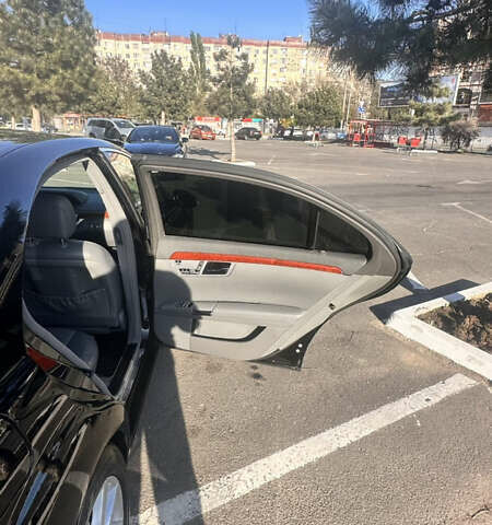 Черный Мерседес С Класс, объемом двигателя 3.5 л и пробегом 196 тыс. км за 9200 $, фото 20 на Automoto.ua