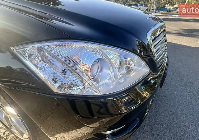 Черный Мерседес С Класс, объемом двигателя 3.5 л и пробегом 196 тыс. км за 9200 $, фото 30 на Automoto.ua