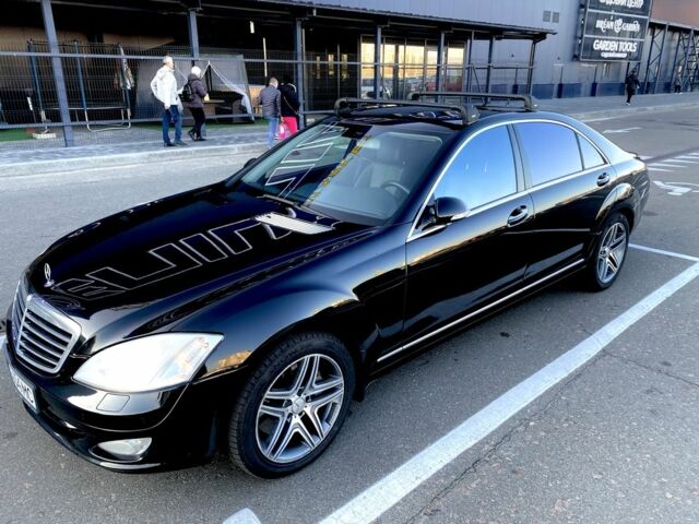 Черный Мерседес С Класс, объемом двигателя 4.7 л и пробегом 298 тыс. км за 11000 $, фото 9 на Automoto.ua