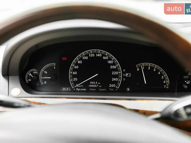 Черный Мерседес С Класс, объемом двигателя 5.46 л и пробегом 189 тыс. км за 16400 $, фото 30 на Automoto.ua