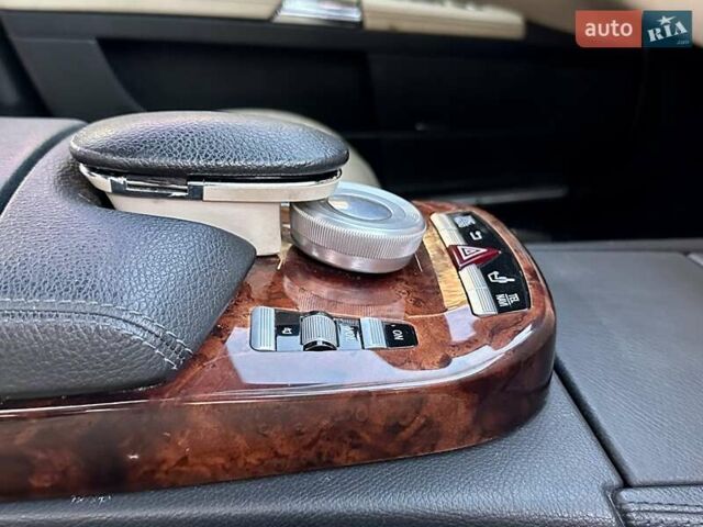 Черный Мерседес С Класс, объемом двигателя 3.5 л и пробегом 250 тыс. км за 7999 $, фото 30 на Automoto.ua
