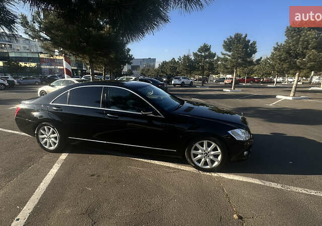 Черный Мерседес С Класс, объемом двигателя 3.5 л и пробегом 196 тыс. км за 9200 $, фото 7 на Automoto.ua