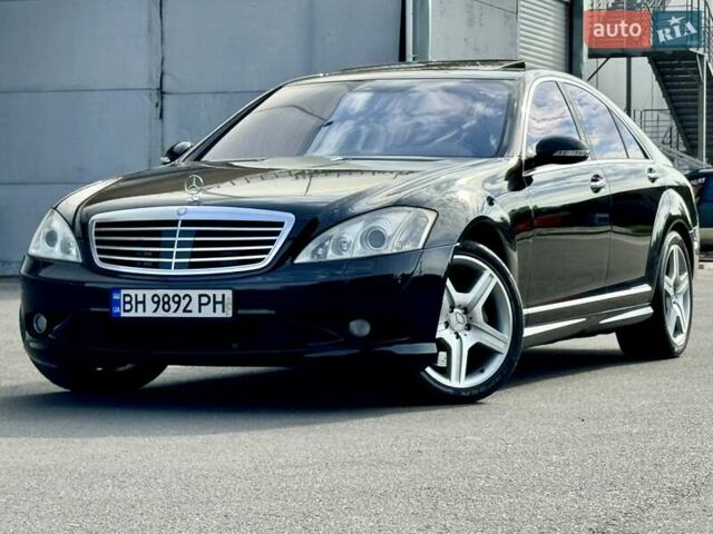 Чорний Мерседес С Клас, об'ємом двигуна 5.46 л та пробігом 241 тис. км за 9999 $, фото 15 на Automoto.ua