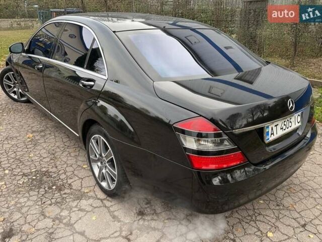 Чорний Мерседес С Клас, об'ємом двигуна 5.5 л та пробігом 430 тис. км за 8500 $, фото 10 на Automoto.ua