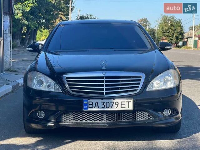 Черный Мерседес С Класс, объемом двигателя 5.5 л и пробегом 220 тыс. км за 10500 $, фото 10 на Automoto.ua