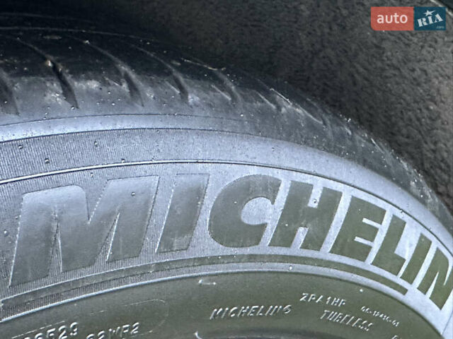 Черный Мерседес С Класс, объемом двигателя 5.46 л и пробегом 297 тыс. км за 9700 $, фото 21 на Automoto.ua