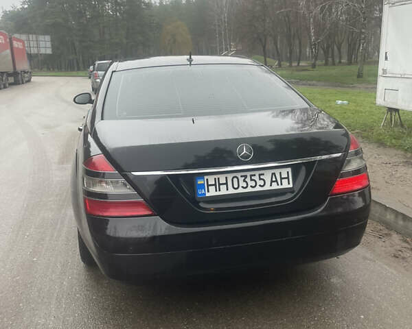 Черный Мерседес С Класс, объемом двигателя 3.5 л и пробегом 246 тыс. км за 11500 $, фото 5 на Automoto.ua