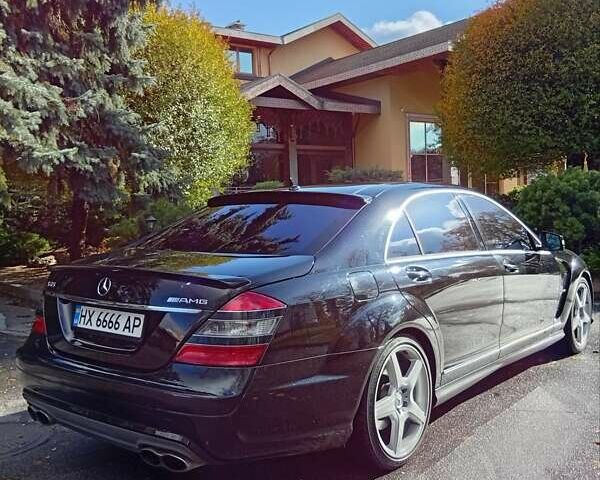 Чорний Мерседес С Клас, об'ємом двигуна 5.5 л та пробігом 235 тис. км за 10999 $, фото 13 на Automoto.ua
