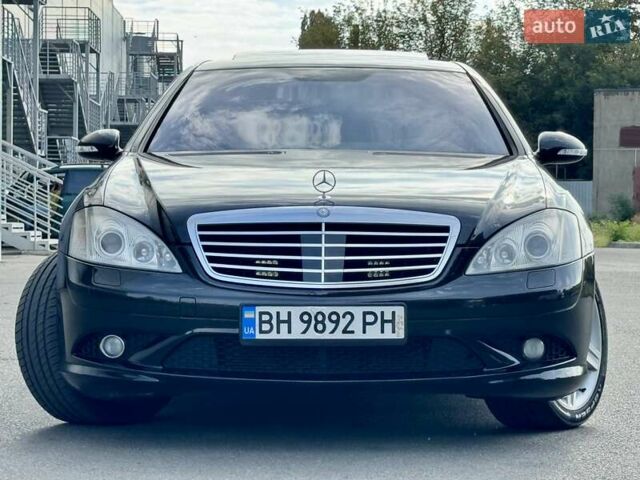 Чорний Мерседес С Клас, об'ємом двигуна 5.46 л та пробігом 241 тис. км за 9999 $, фото 14 на Automoto.ua