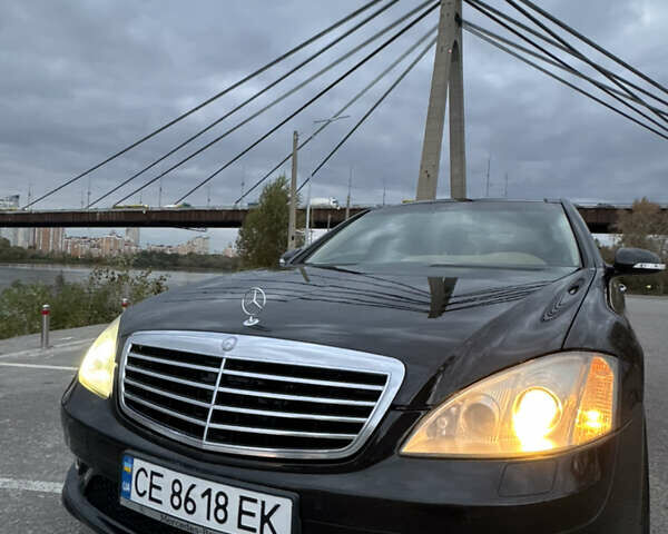 Чорний Мерседес С Клас, об'ємом двигуна 5 л та пробігом 229 тис. км за 8700 $, фото 2 на Automoto.ua