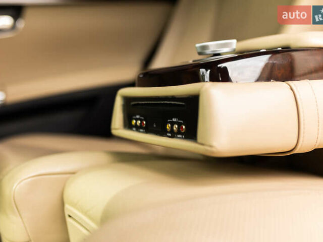 Черный Мерседес С Класс, объемом двигателя 5.46 л и пробегом 189 тыс. км за 16400 $, фото 40 на Automoto.ua