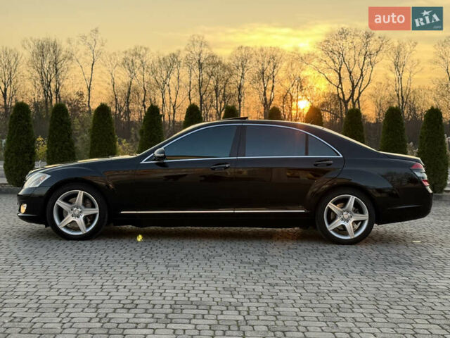 Чорний Мерседес С Клас, об'ємом двигуна 5.46 л та пробігом 224 тис. км за 11200 $, фото 56 на Automoto.ua