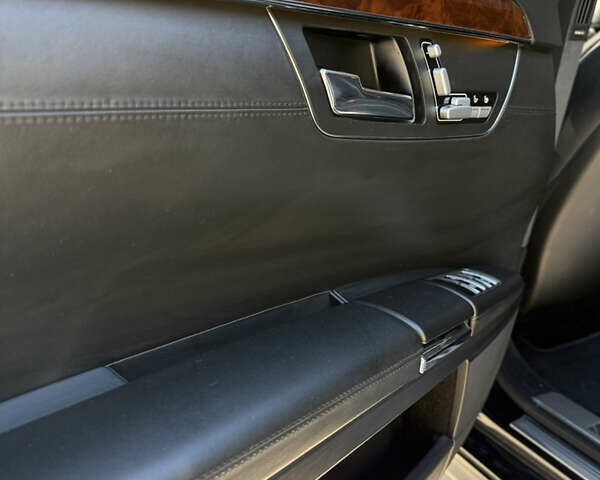 Мерседес С Класс 2006 в Тернополе на Automoto.ua Черный Мерседес С Класс, объемом двигателя 5.5 л и пробегом 346 тыс. км за 10900 $, фото 22 на Automoto.ua