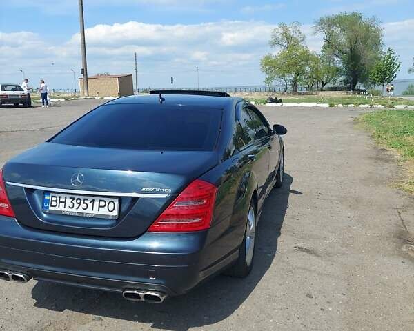Черный Мерседес С Класс, объемом двигателя 3.22 л и пробегом 350 тыс. км за 12000 $, фото 3 на Automoto.ua
