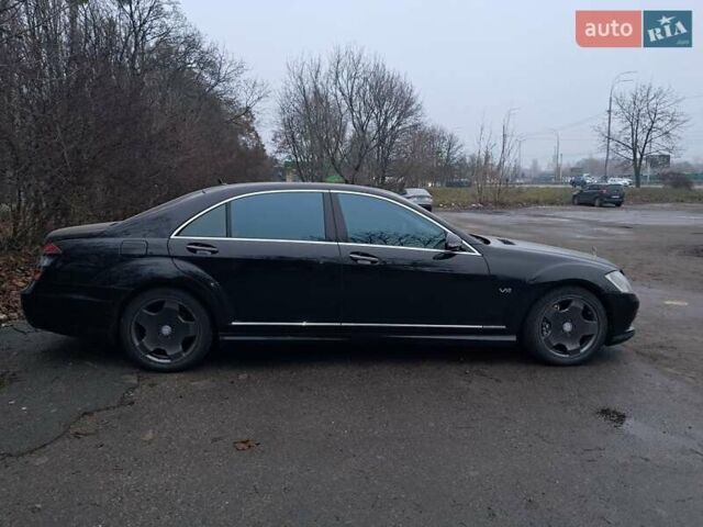 Чорний Мерседес С Клас, об'ємом двигуна 5.5 л та пробігом 168 тис. км за 15000 $, фото 2 на Automoto.ua