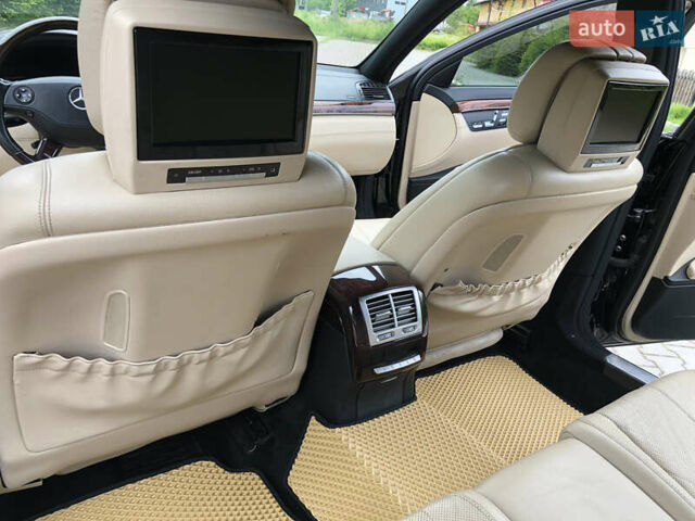 Черный Мерседес С Класс, объемом двигателя 3.5 л и пробегом 390 тыс. км за 11500 $, фото 28 на Automoto.ua