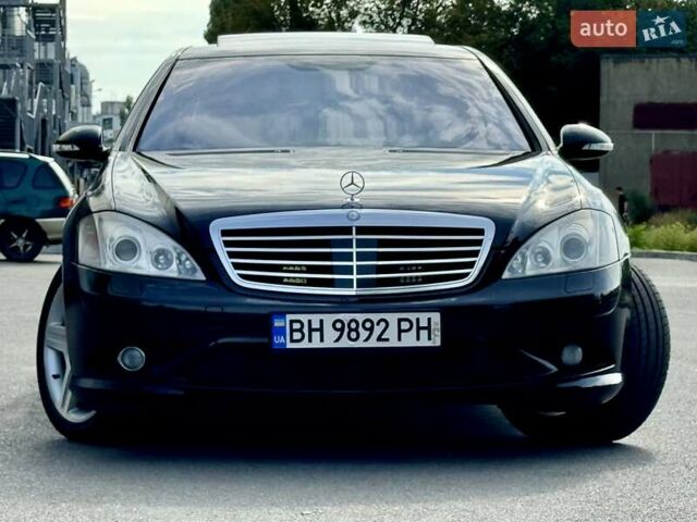 Чорний Мерседес С Клас, об'ємом двигуна 5.46 л та пробігом 241 тис. км за 9999 $, фото 26 на Automoto.ua