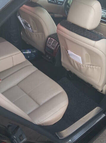 Черный Мерседес С Класс, объемом двигателя 3.5 л и пробегом 300 тыс. км за 12500 $, фото 8 на Automoto.ua