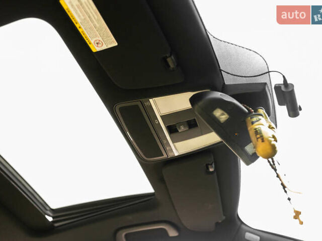 Черный Мерседес С Класс, объемом двигателя 5.46 л и пробегом 189 тыс. км за 16400 $, фото 46 на Automoto.ua