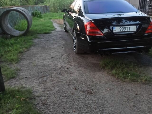 Черный Мерседес С Класс, объемом двигателя 0 л и пробегом 350 тыс. км за 10999 $, фото 3 на Automoto.ua