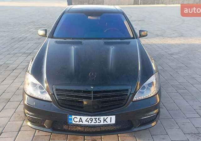 Черный Мерседес С Класс, объемом двигателя 5.5 л и пробегом 415 тыс. км за 9700 $, фото 8 на Automoto.ua
