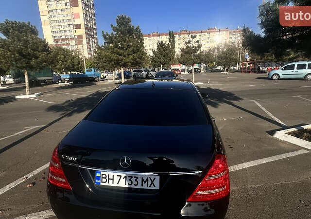 Черный Мерседес С Класс, объемом двигателя 3.5 л и пробегом 196 тыс. км за 9200 $, фото 11 на Automoto.ua