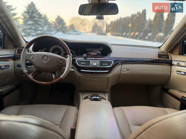 Чорний Мерседес С Клас, об'ємом двигуна 3 л та пробігом 370 тис. км за 11700 $, фото 18 на Automoto.ua