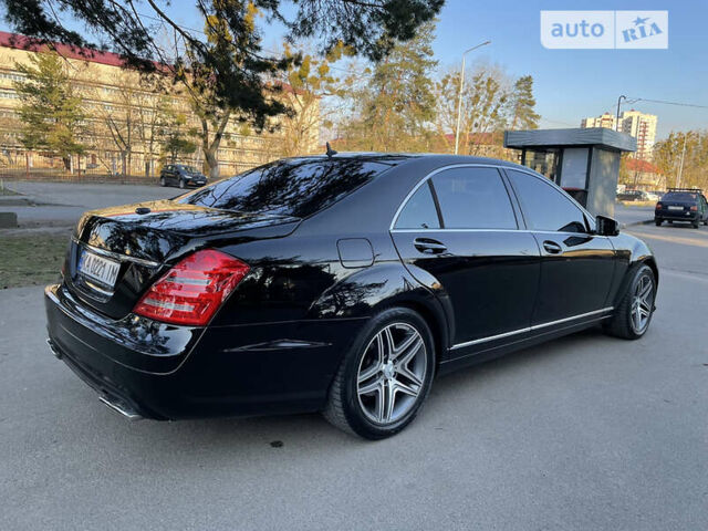 Чорний Мерседес С Клас, об'ємом двигуна 5.5 л та пробігом 288 тис. км за 12500 $, фото 55 на Automoto.ua