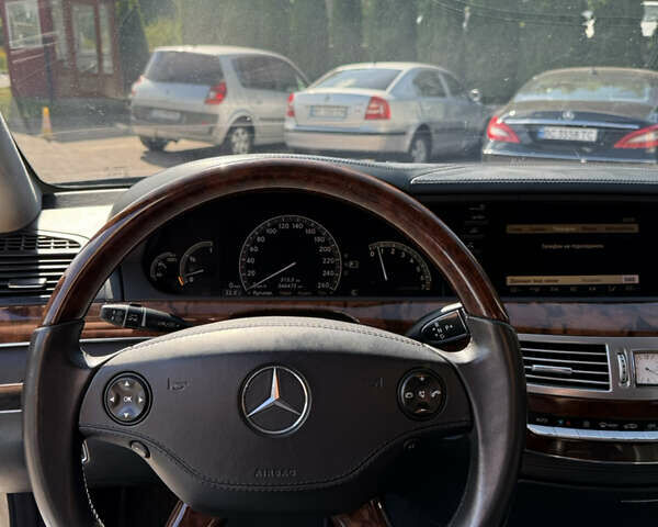 Мерседес С Класс 2006 в Тернополе на Automoto.ua Черный Мерседес С Класс, объемом двигателя 5.5 л и пробегом 346 тыс. км за 10900 $, фото 20 на Automoto.ua