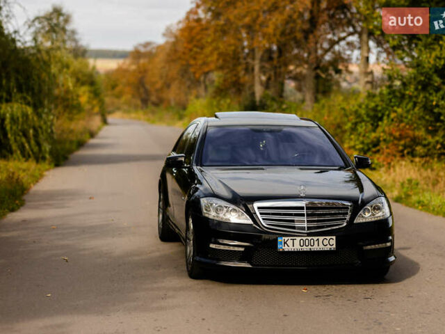 Черный Мерседес С Класс, объемом двигателя 5.46 л и пробегом 189 тыс. км за 16400 $, фото 5 на Automoto.ua