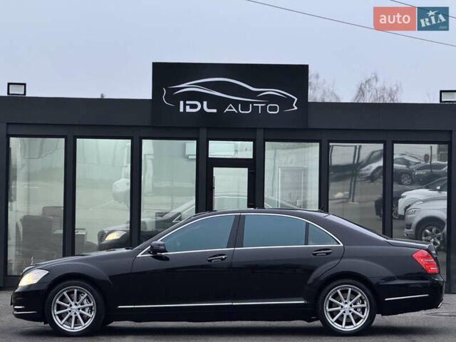 Чорний Мерседес С Клас, об'ємом двигуна 5.51 л та пробігом 193 тис. км за 12700 $, фото 23 на Automoto.ua